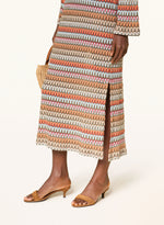 Laden Sie das Bild in den Galerie-Viewer, Strickkleid in Midilänge
