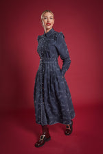 Laden Sie das Bild in den Galerie-Viewer, Hemdblusenkleid "LOVE"
