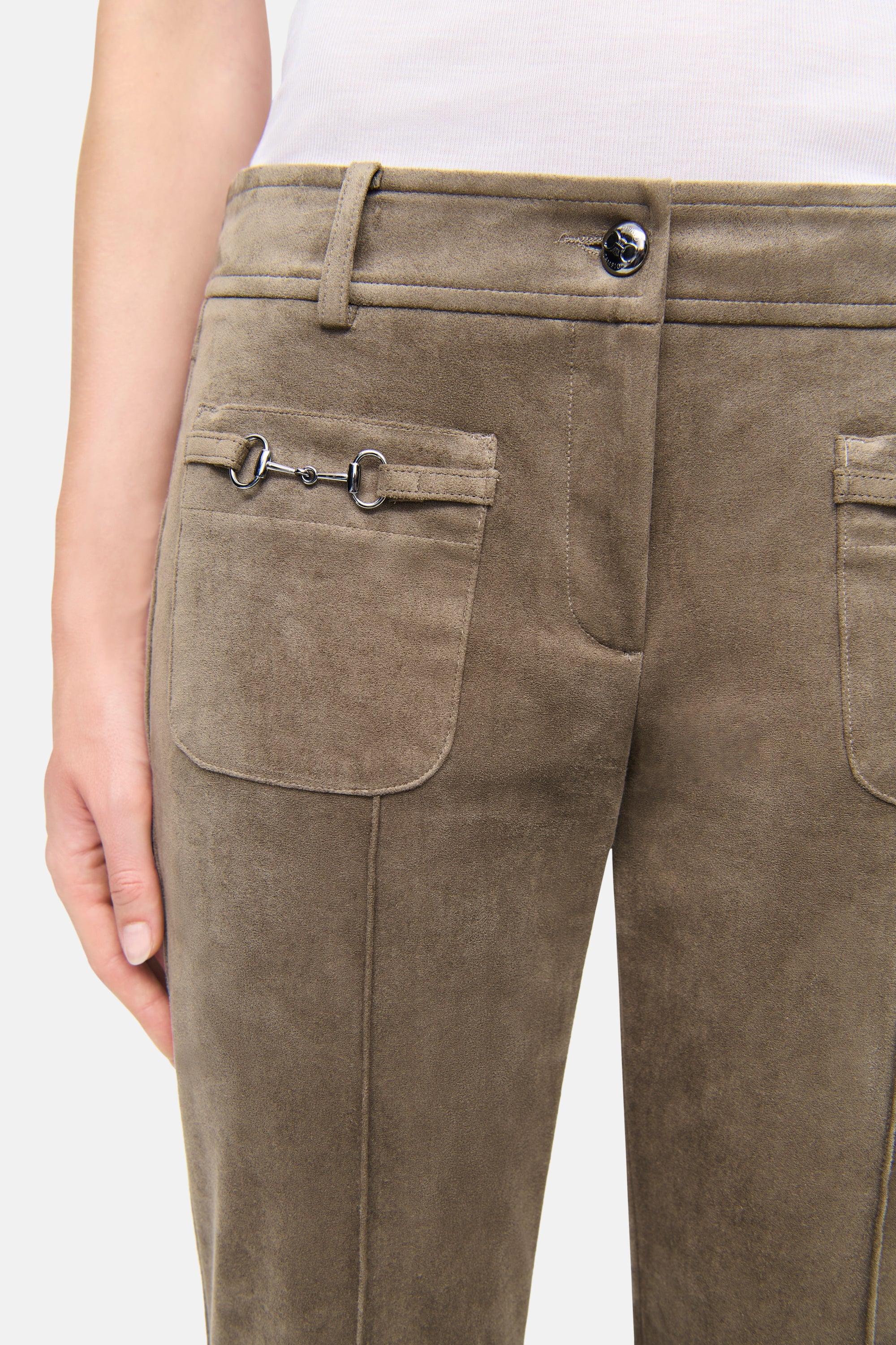 Hose "FARAH" veganem Veloursleder