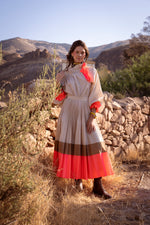 Laden Sie das Bild in den Galerie-Viewer, Taftbluse mit Ballonärmel und Schleife
