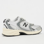 Laden Sie das Bild in den Galerie-Viewer, Sneaker &quot;530&quot;
