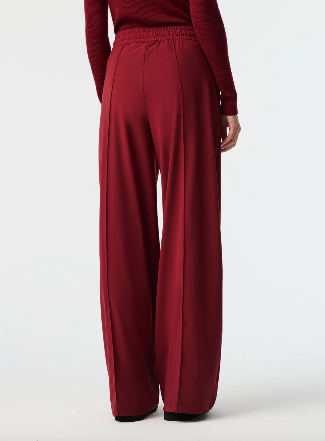 Hose mit weitem Bein "PRISM V1.Y9.02"