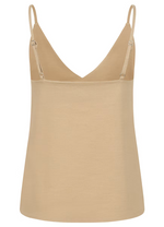 Laden Sie das Bild in den Galerie-Viewer, Top "TAKARA"
