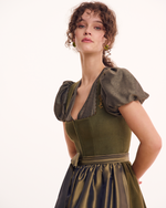 Laden Sie das Bild in den Galerie-Viewer, Dirndl "MÜNCHEN" IN Olive
