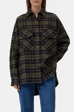 Laden Sie das Bild in den Galerie-Viewer, Kariertes Flanell-Overshirt

