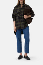 Laden Sie das Bild in den Galerie-Viewer, Kariertes Flanell-Overshirt
