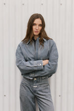 Laden Sie das Bild in den Galerie-Viewer, Denim-Blouson
