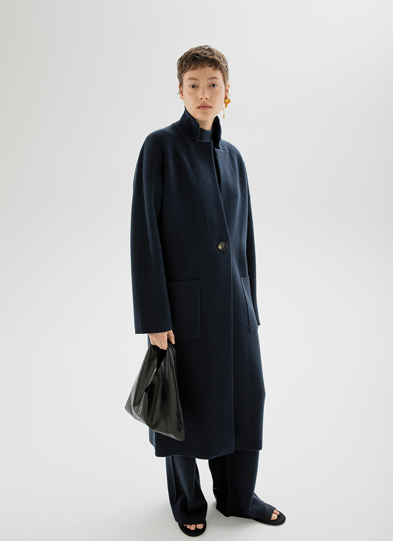 Langer Strickmantel in Navy