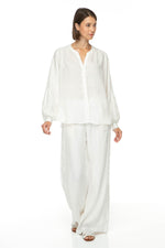 Laden Sie das Bild in den Galerie-Viewer, Leinenbluse mit Fransen
