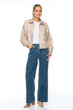 Laden Sie das Bild in den Galerie-Viewer, Jacquard Rosé Blouson
