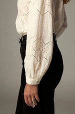 Laden Sie das Bild in den Galerie-Viewer, Bluse "RENATA"
