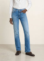Laden Sie das Bild in den Galerie-Viewer, Straight Jeans "GINI"
