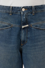 Laden Sie das Bild in den Galerie-Viewer, Baggy Denim-Shorts
