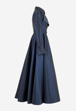 Laden Sie das Bild in den Galerie-Viewer, Maxikleid "JOBETH"
